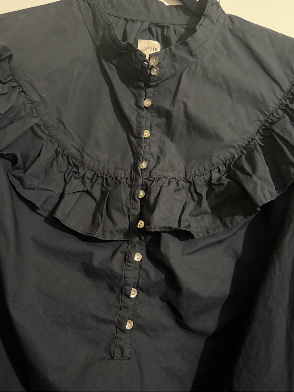 Black Ruffled Button-Front Blouse - Picture 4 of 5